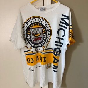Vintage rare university of Michigan t shirt